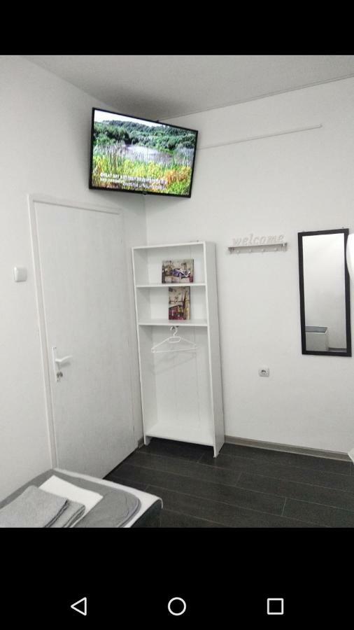 Apartmani Pinokio Nis Exterior photo